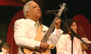 Luis Felipe González feat