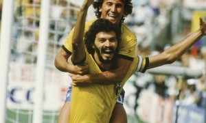 Sócrates e Zico na Copa de 1982