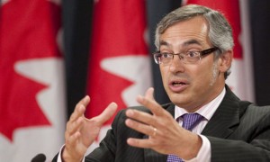 Tony Clement preside actualmente la Junta del Tesoro