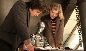1. Asa Butterfield y Chloe Grace Moretz en 'Hugo'
