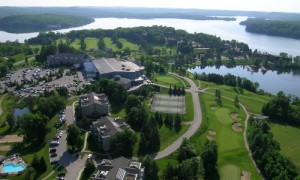 Imagen aérea del complejo hotelero Deerhurst, cerca de Huntsville, Ontario, que fue sede de la Cumbre del G-8 en junio de 2010