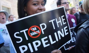 Para los detractores del Keystone XL, el número de empleos que podría crear palidece frente a los daños ambientales que ocasionaría en la zona. Foto: ElvertBarnes / Flickr