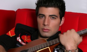 Jencarlos Canela, en una imagen de archivo. El intérprete de "Tu cuerpo" y "Un nuevo día" dijo que hará todo lo posible para compartir con su hijo el mayor tiempo posible, a pesar de su cargada agenda de viajes por presentaciones