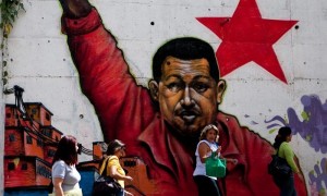 MUROS CON LA IMAGEN DEL PRESIDENTE CHÁVEZ, EN CARACAS