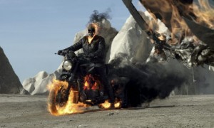 Una imagen de la nueva versión de la película "Ghost Rider", con la que el actor estadounidense Nicolas Cage regresa este viernes 17 de febrero a la gran pantalla estadounidense