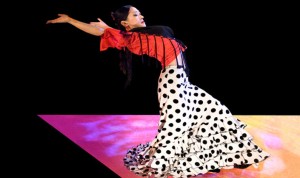 La bailaora japonesa Mizuho Sato forma parte del elenco de artistas de la película Kumpanía. Foto cortesía de Bruce Bisenz.