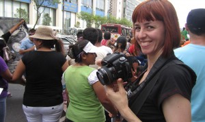 La fotógrafa Gloria Nieto, en Lima, Perú. Foto: Swamy de León