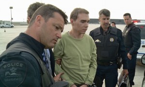 Pese a todas las pruebas en su contra, el actor porno Luka Rocco Magnotta se declaro inocente del atroz crimen que dicen que cometió.