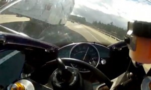 La broma de subir un video en que irresponsablemente se muestra como un “veloz” piloto de motocicleta por las calles de Vancouver, puso tras las rejas al osado conductor.