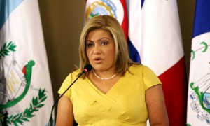 CIUDAD DE PANAMÁ (PANAMÁ).- La ministra de trabajo de Panamá, Alma Cortés, participa este martes 7 de agosto de 2012, durante un encuentro de Ministros de Trabajo de Centroamérica y República Dominicana, en Ciudad de Panamá, en busca de una "estrategia común" para prevenir y erradicar el trabajo infantil en la región.