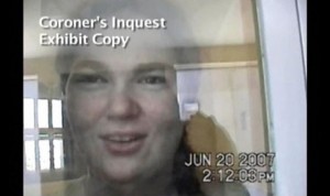 Imagen de uno de los vídeos que se mostraron durante el juicio y en el que aparece la joven Ashley Smith