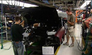 Chrysler no realizará nuevas inversiones pero garantiza la seguridad laboral de sus empleados canadienses.
