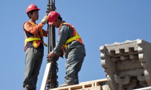 La inversión extranjera no se encuentra supeditada a que empresas extranjeras traigan trabajadores extranjeros temporales.