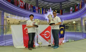 Los campeones y sus trofeos en el Sky Tower Centre