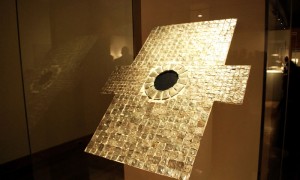 Collar de plata.