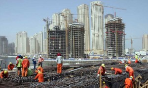 De acuerdo con la Asociación de Construcción de Quebec (CCQ), durante el año 2011 sólo el 1,3 por ciento de los trabajadores de la construcción de Quebec eran mujeres, el número más bajo de cualquier provincia canadiense.