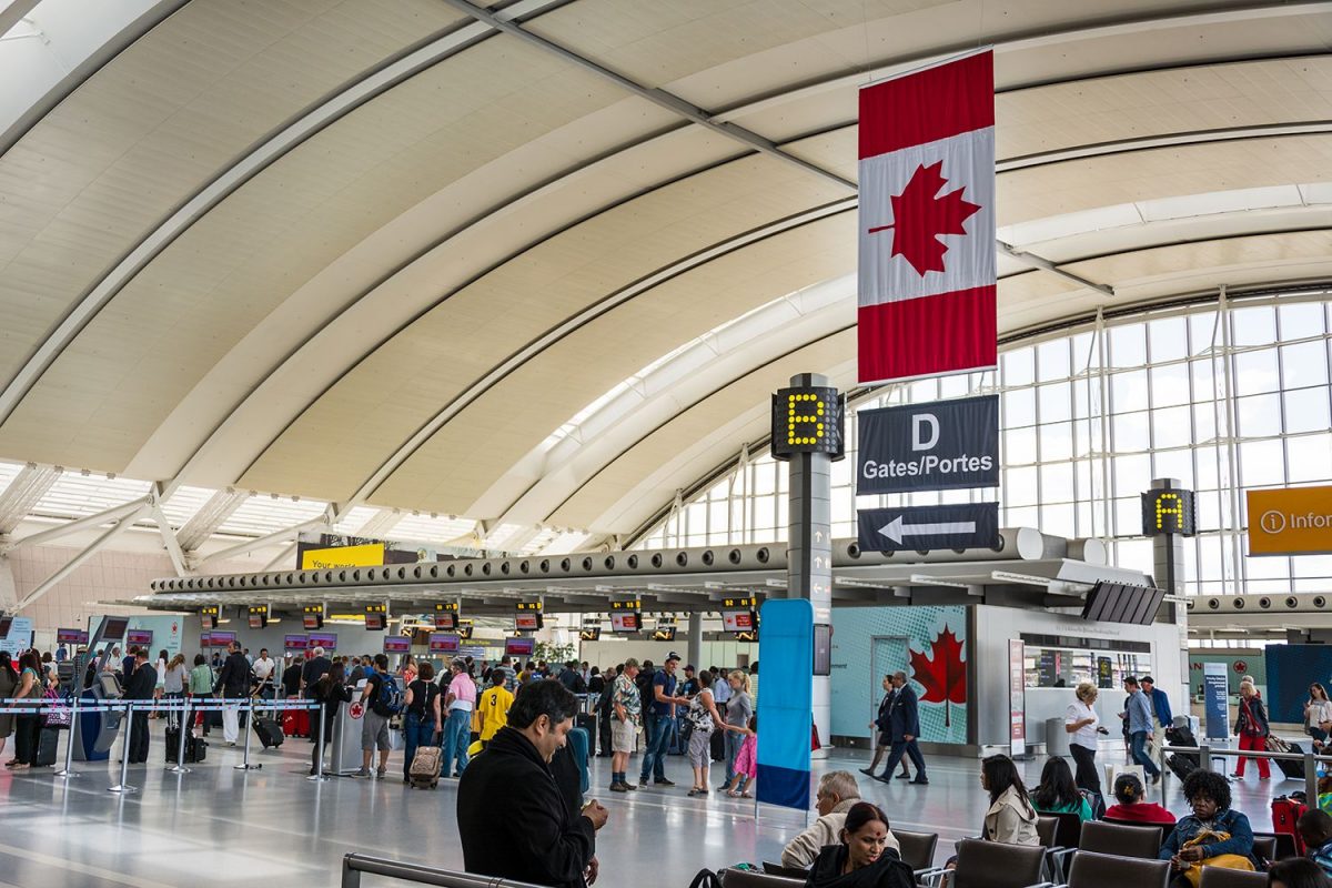 toronto pearson international airport        
        <figure class=