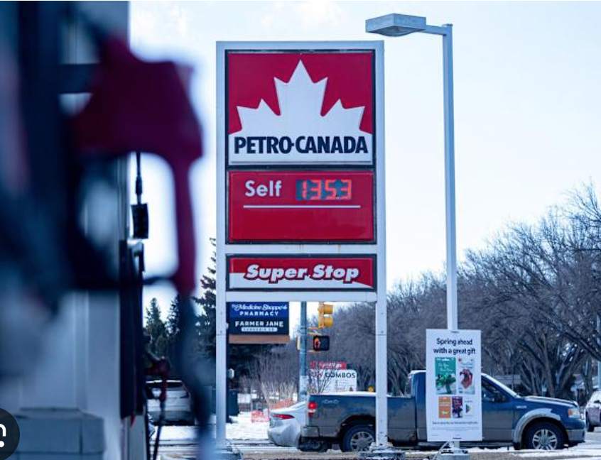 Oczekuje się, iż ceny benzyny będą przez cały czas spadać.