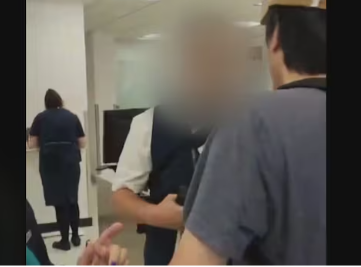 Linie lotnicze nie mogą zakazywać nagrywania. Pasażer ma prawo dokumentować rozmowę